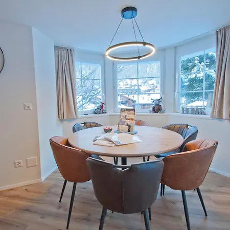 شقة Aeschhorn زيرمات